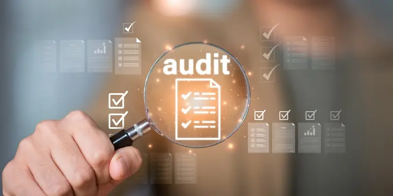 Internes Audit im Besprechungsraum